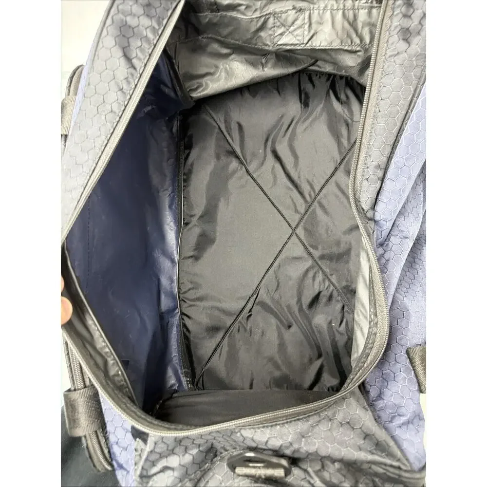 Under Armour Navy Blue Undeniable Medium Duffle Travel Gym Sports Bag Excellent